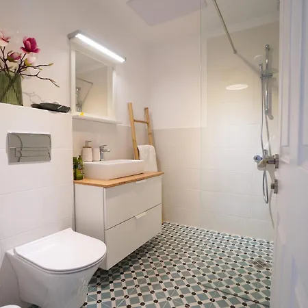 Modern Loft With Balcony In The Heart Of Appartement Sofia