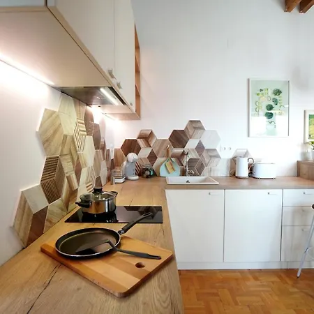 Modern Loft With Balcony In The Heart Of *